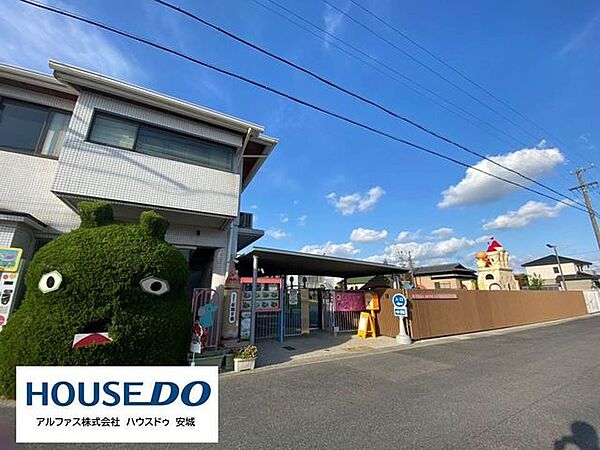 てらべクリエイティブこども園 1000m