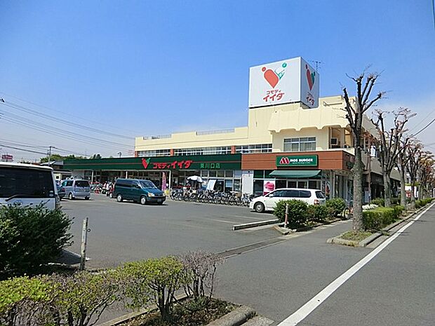 スーパー 600m コモディイイダ東川口店