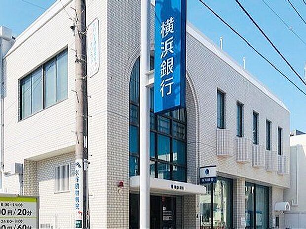 横浜銀行鵠沼支店 徒歩9分。 720m
