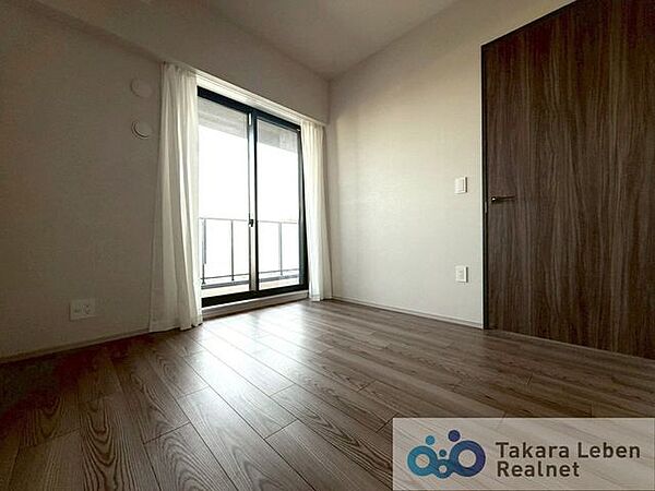 apartment 茨城県古河市東本町１丁目13-11
地図を見る