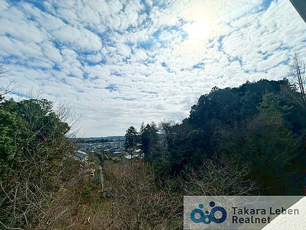 住戸からの眺望。風通しが良く、お洗濯物も早く乾きそうです。毎日のお洗濯が楽しみになりそうです。