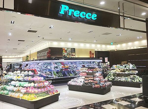 プレッセプレミアム東京ミッドタウン店 徒歩4分。 320m