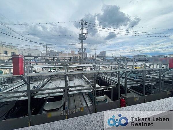 住戸からの眺望。風通しが良く、お洗濯物も早く乾きそうです。毎日のお洗濯が楽しみになりそうです。