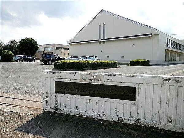つくば市立手代木中学校 徒歩45分。 3600m