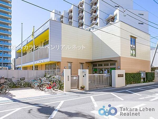 川口市立本町保育所 徒歩4分。 290m