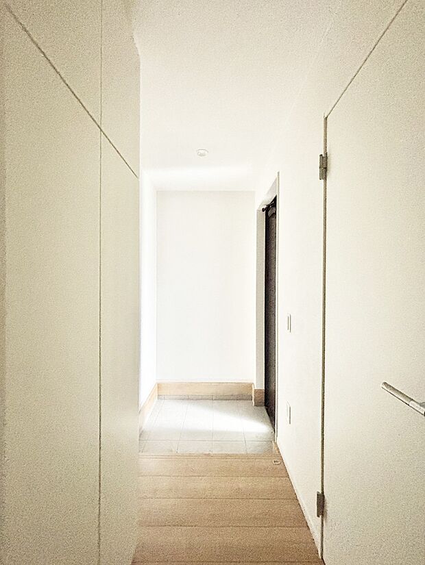 明るい玄関はお客様をお出迎えするのにぴったり