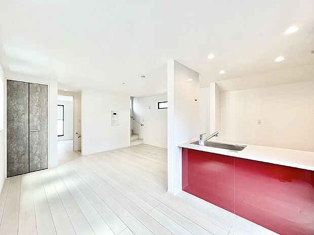 家族の会話が自然と増えるリビングイン階段設計