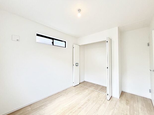 爽やかな日差しがお部屋全体を優しく包み込んでくれます