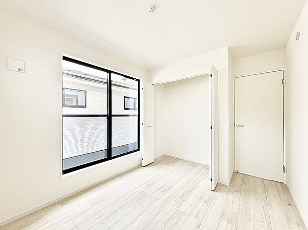 収納が充実しているので居住スペースを広々使えます