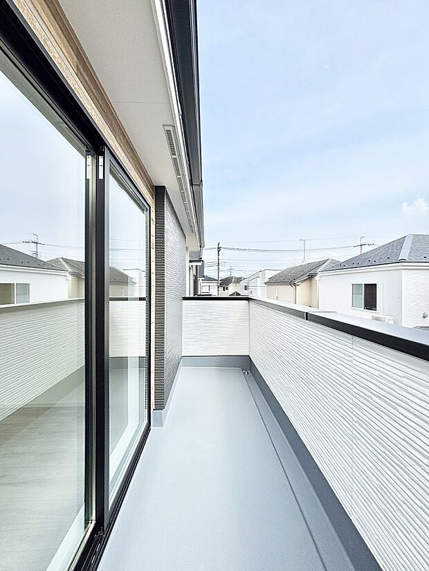 風通しの良いバルコニー