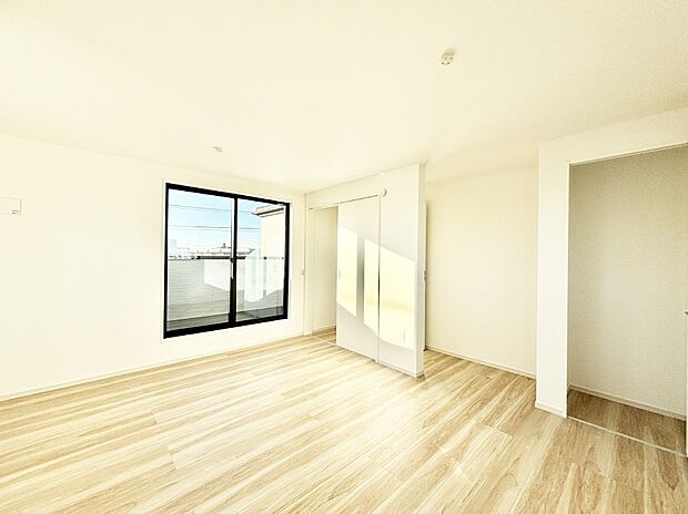 収納が充実しているので居住スペースを広々使えます