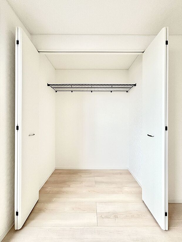 たっぷりの収納スペースで快適に暮らせそう