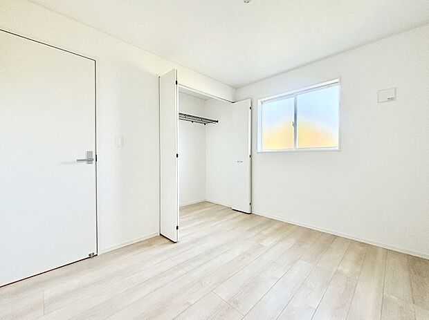 収納が充実しているので、居住スペースを広く使えます。