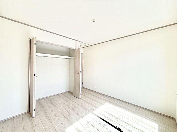 収納が充実しているので居住スペースを広々使えます