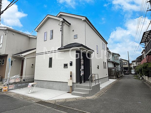 陽光と開放感に恵まれた角地。ここから始まる新生活を応援いたします!