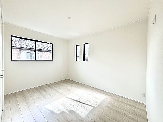 2面採光で明るさ＆風通し良好！