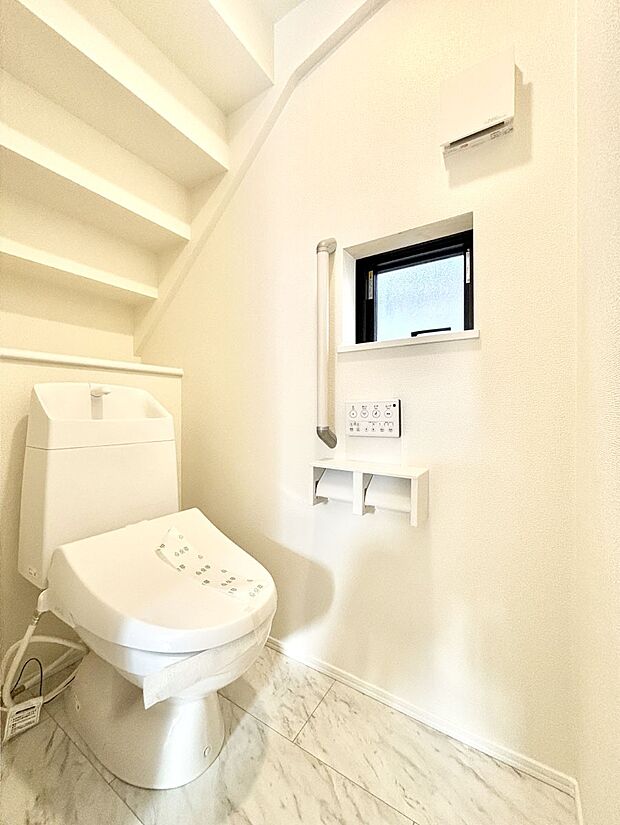 トイレは1階と2階それぞれに配置されていてとても便利です。 