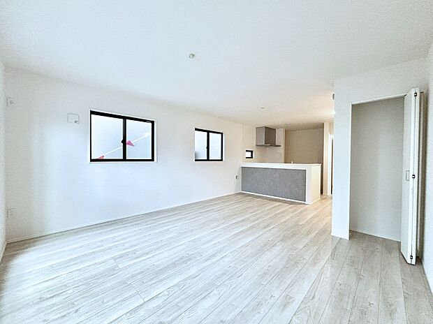 住む方の個性が引き出される、インテリアを考えるのが楽しみなリビングです！ 