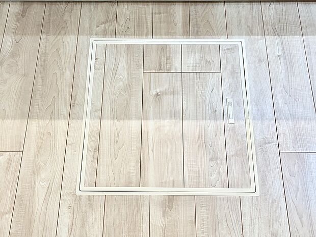 床下収納付き!日用品・非常用品の収納にも大活躍。