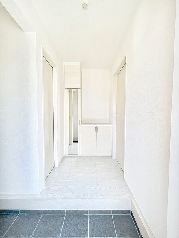 いつもきれいにしておきたい玄関ですね。  