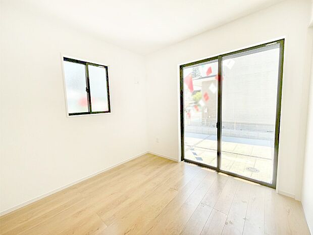 ナチュラルなフローリングはどんなインテリアにもマッチ。  