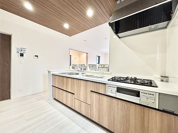 お料理を効率的に、楽しく！システムキッチン  