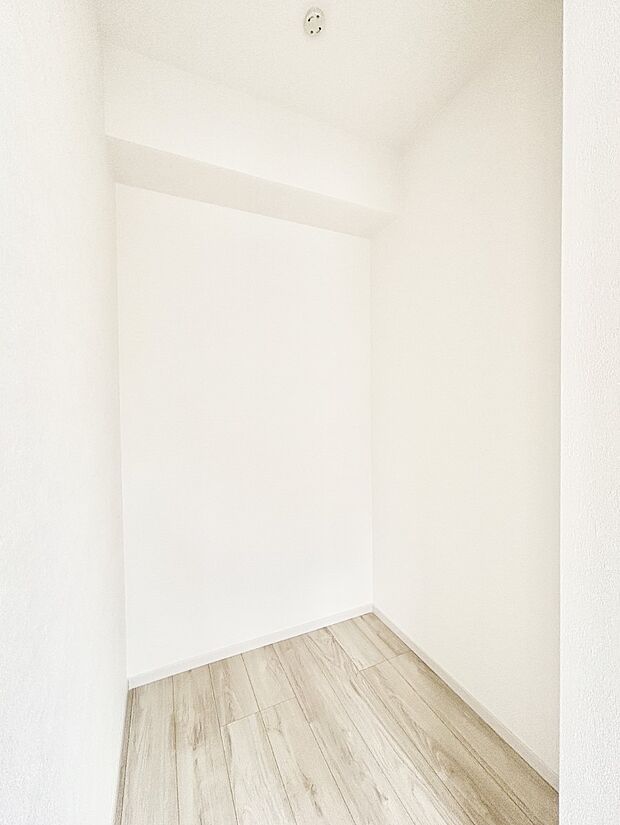 ウォークインクローゼットの活用で生活空間スッキリ