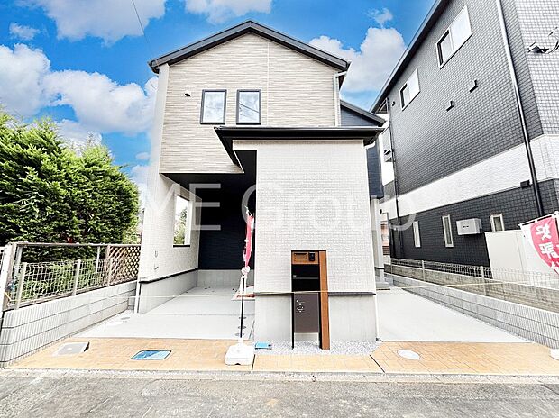 洗練された外観、上質な住空間が広がる室内は永く安心して過ごせる住居です。