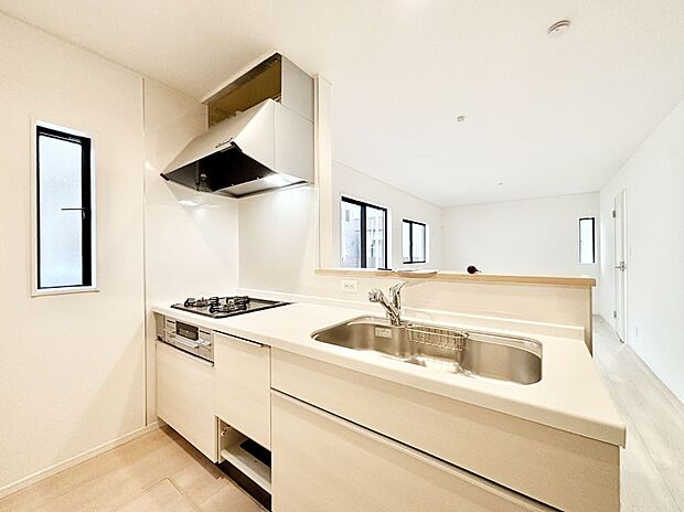 毎日使うキッチンだから、使いやすさ&お手入れのしやすさにこだわりました。