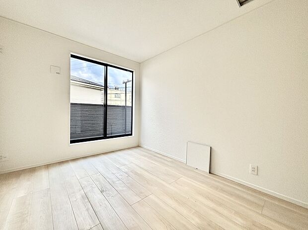 日当たりのいいお部屋は気持ちがいいですね。 