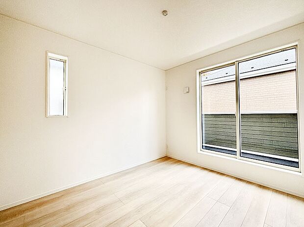 爽やかな日差しがお部屋全体を優しく包み込んでくれます