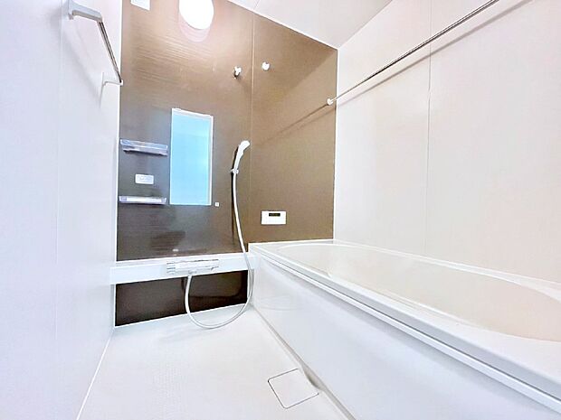 一日の疲れを癒やす大切なバスタイム。ゆっくりとお風呂を楽しんで疲れをとりたいですね!