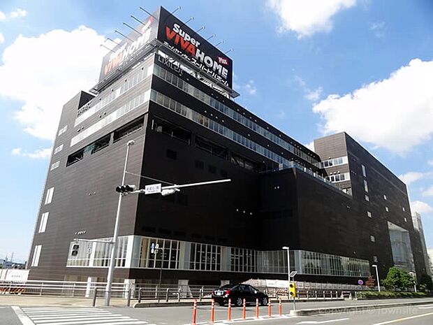 ホームセンター 1800m スーパービバホームさいたま新都心店