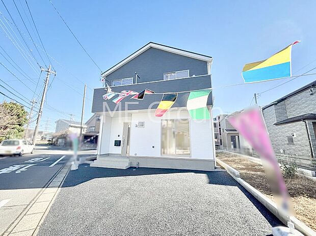 洗練された外観、上質な住空間が広がる室内は永く安心して過ごせる住居です。