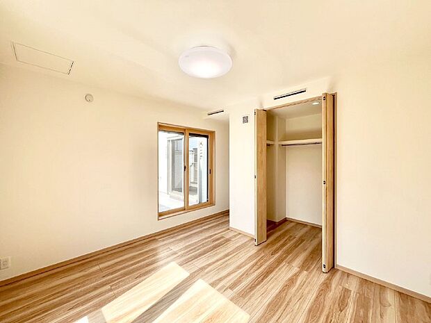 収納が充実しているので居住スペースを広々使えます