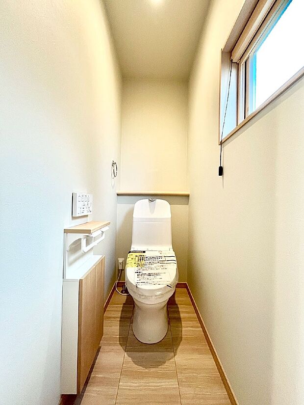 トイレは1階と2階それぞれに配置されていてとても便利です。 