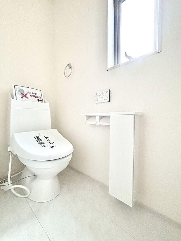 トイレは1階と2階それぞれに配置されていてとても便利です。 