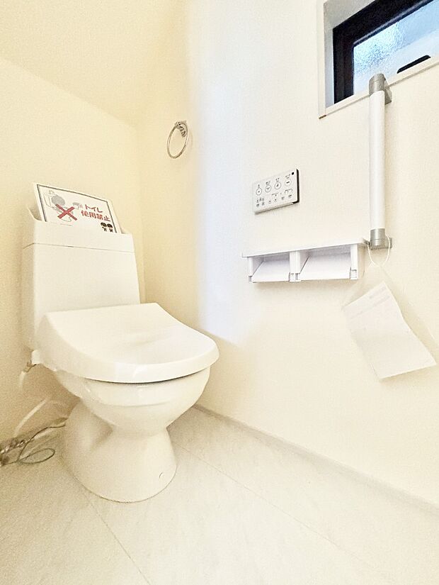 トイレは1階と2階それぞれに配置されていてとても便利です。 