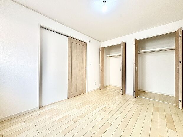 子供部屋にもおすすめな収納スペースたっぷりの居室