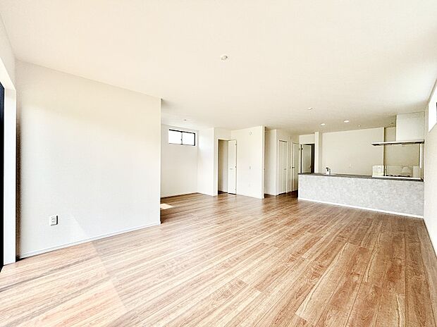 住む方の個性が引き出される、インテリアを考えるのが楽しみなリビングです！   