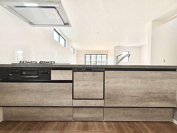 お料理を効率的に、楽しく！システムキッチン    