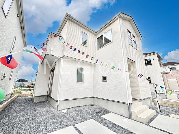 洗練された外観、上質な住空間が広がる室内は永く安心して過ごせる住居です。 