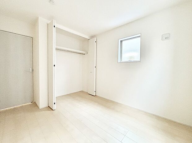 爽やかな日差しがお部屋全体を優しく包み込んでくれます