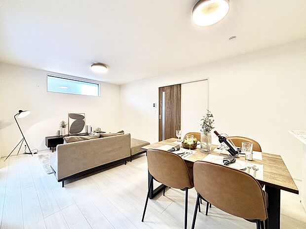 落ち着いた雰囲気のＬＤＫは家族みんなの快適空間