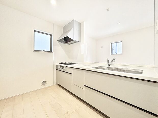 毎日使うキッチンだから、使いやすさ＆お手入れのしやすさにこだわりました。