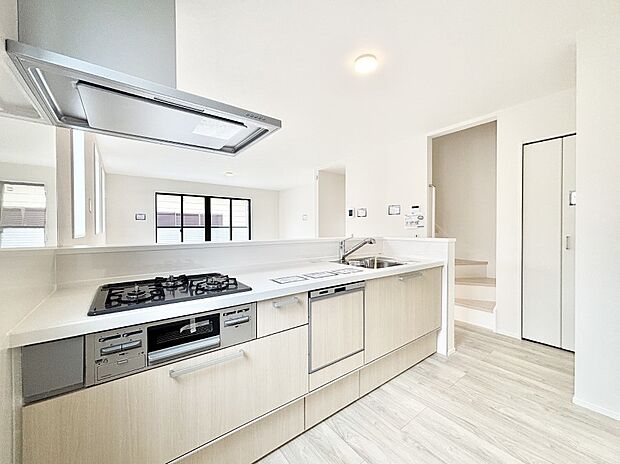 毎日使うキッチンだから、使いやすさ＆お手入れのしやすさにこだわりました。 