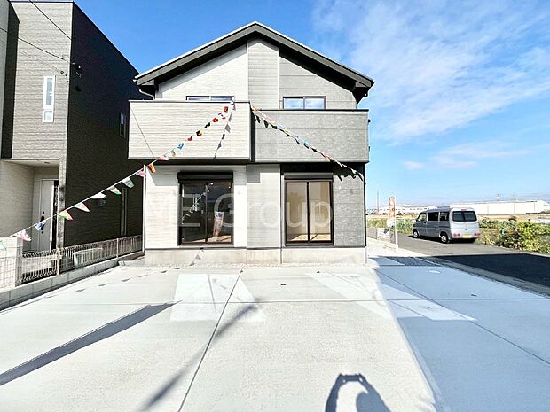 洗練された外観、上質な住空間が広がる室内は永く安心して過ごせる住居です。 