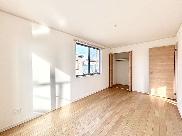 収納が充実しているので居住スペースを広々使えます