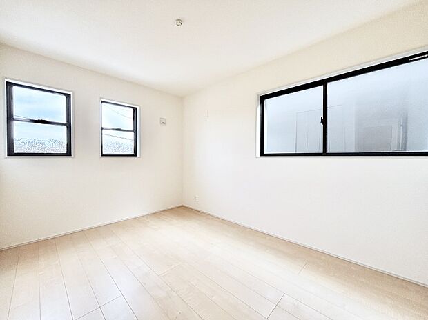 2面採光で明るさ＆風通し良好！