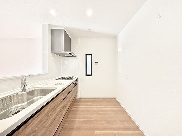 ゆとりあるキッチンではご家族と楽しくお料理ができます。